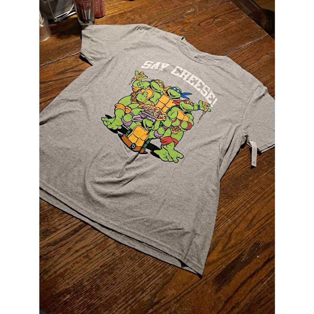 New TMNT Say Cheese Turtles Pizza Tee XL Nickelodeon NWT Gray Short Sleeve Shirt